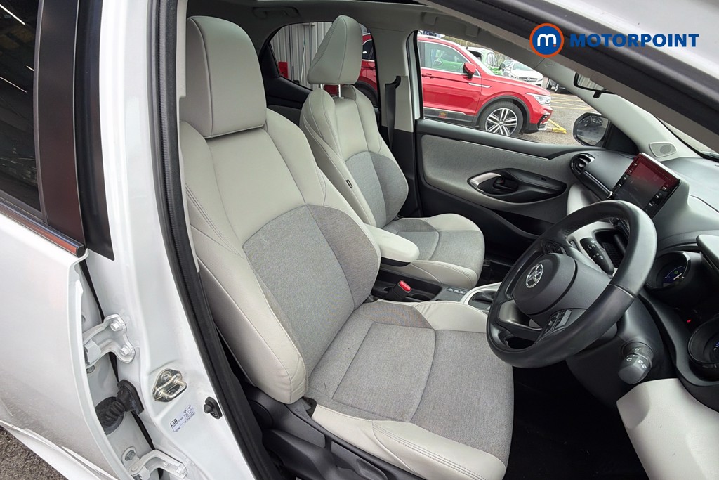 Toyota Yaris Excel Automatic Petrol-Electric Hybrid Hatchback - Stock Number (1623574) - 22nd supplementary image