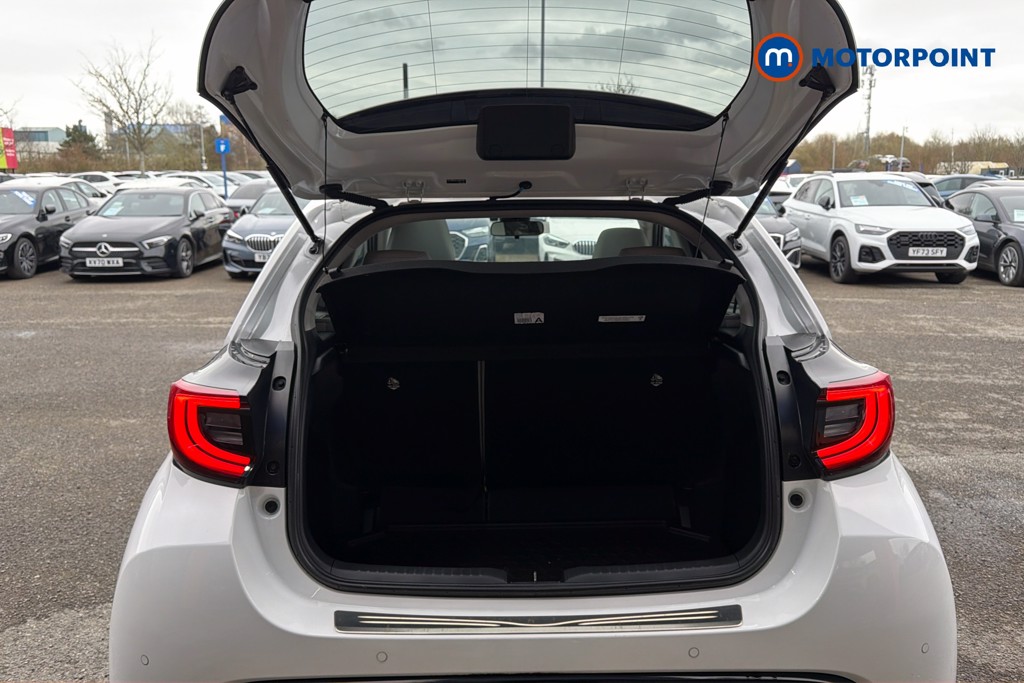 Toyota Yaris Excel Automatic Petrol-Electric Hybrid Hatchback - Stock Number (1623574) - 33rd supplementary image