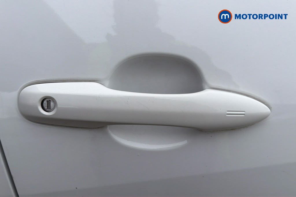 Toyota Yaris Excel Automatic Petrol-Electric Hybrid Hatchback - Stock Number (1623574) - 42nd supplementary image