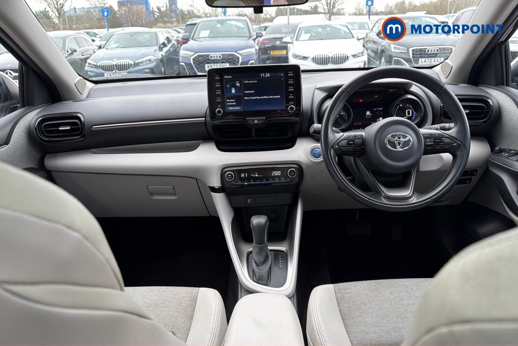 Toyota Yaris Excel Automatic Petrol-Electric Hybrid Hatchback - Stock Number (1623574) - 1st supplementary image