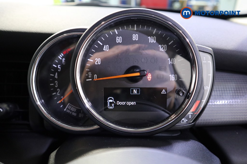 Mini Hatchback Cooper Classic Manual Petrol Hatchback - Stock Number (1623881) - 5th supplementary image