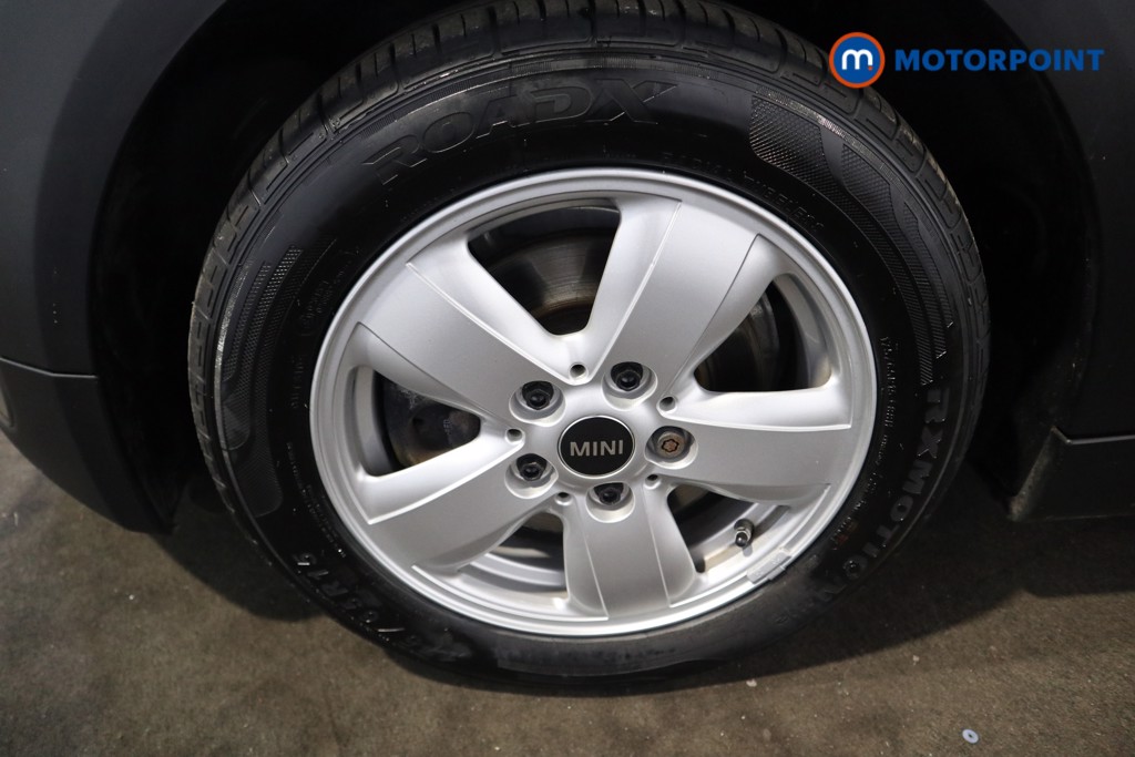 Mini Hatchback Cooper Classic Manual Petrol Hatchback - Stock Number (1623881) - 21st supplementary image