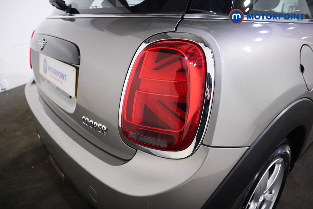 Mini Hatchback Cooper Classic Manual Petrol Hatchback - Stock Number (1623881) - 25th supplementary image