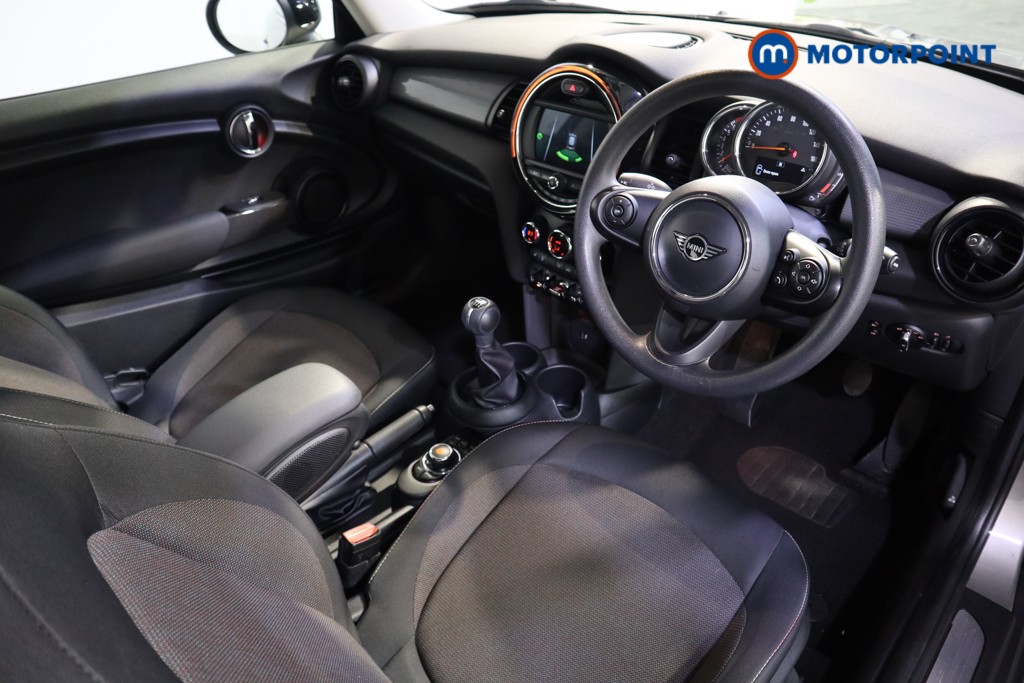 Mini Hatchback Cooper Classic Manual Petrol Hatchback - Stock Number (1623881) - 1st supplementary image