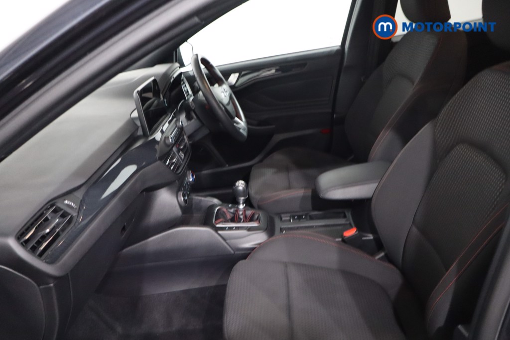 Ford Focus St-Line Edition Manual Petrol Hatchback - Stock Number (1623932) - 4th supplementary image