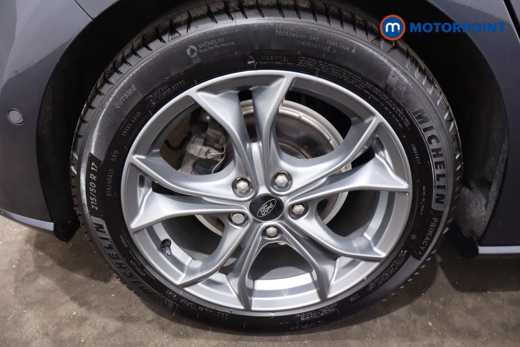 Ford Focus St-Line Edition Manual Petrol Hatchback - Stock Number (1623932) - 9th supplementary image