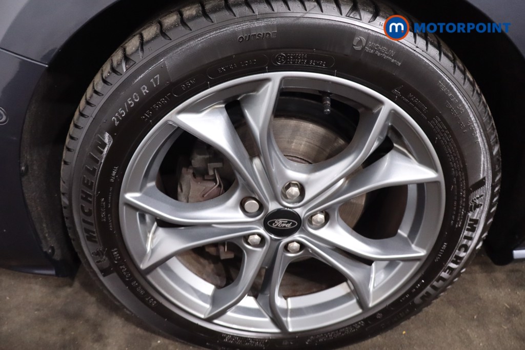 Ford Focus St-Line Edition Manual Petrol Hatchback - Stock Number (1623932) - 11th supplementary image