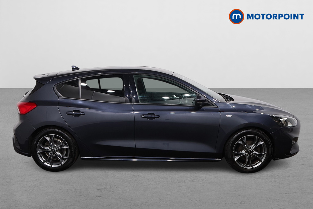 Ford Focus St-Line Edition Manual Petrol Hatchback - Stock Number (1623932) - Drivers side