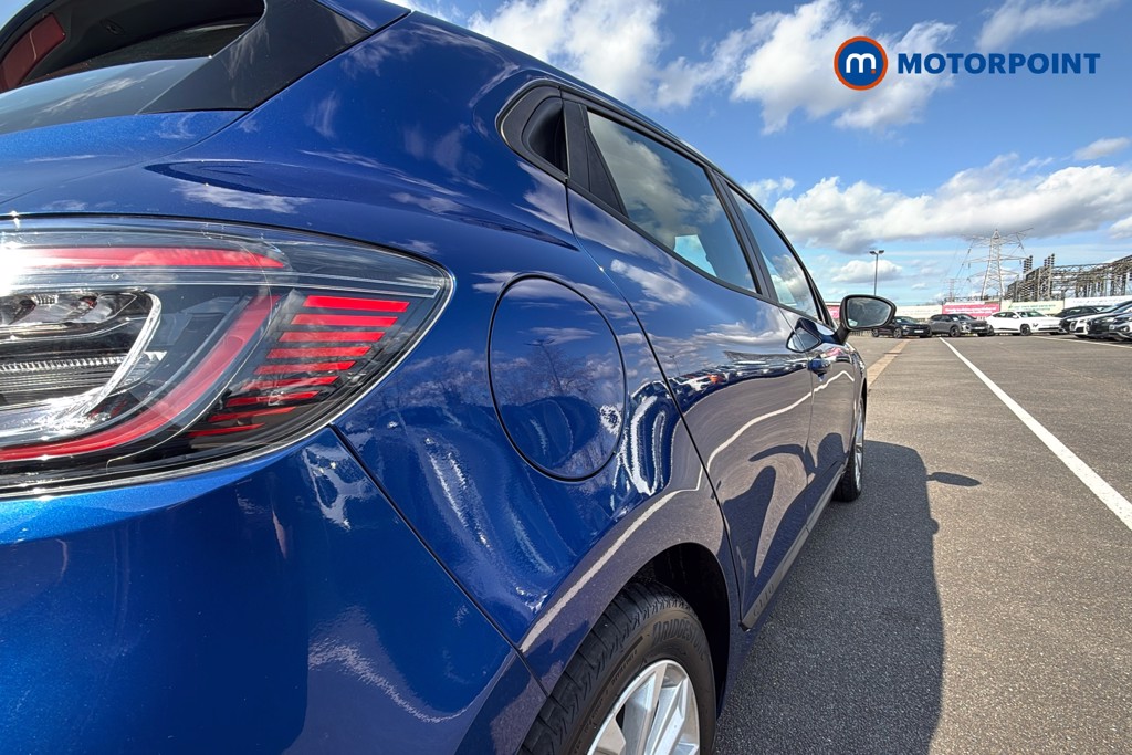 Renault Clio Evolution Automatic Petrol-Electric Hybrid Hatchback - Stock Number (1624269) - 41st supplementary image