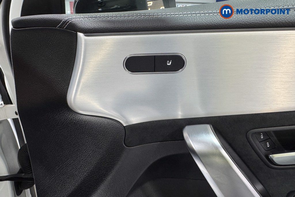 Mercedes-Benz A Class Amg Line Premium Plus Edition Automatic Petrol Hatchback - Stock Number (1624338) - 9th supplementary image