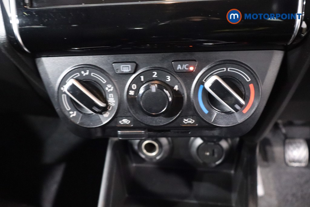 Suzuki Swift Sz-L Manual Petrol Hatchback - Stock Number (1624580) - 19th supplementary image