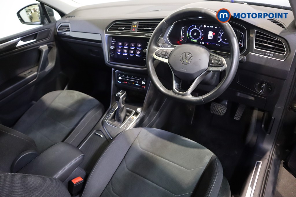 Volkswagen Tiguan Elegance Automatic Petrol Plug-In Hybrid SUV - Stock Number (1625292) - 1st supplementary image