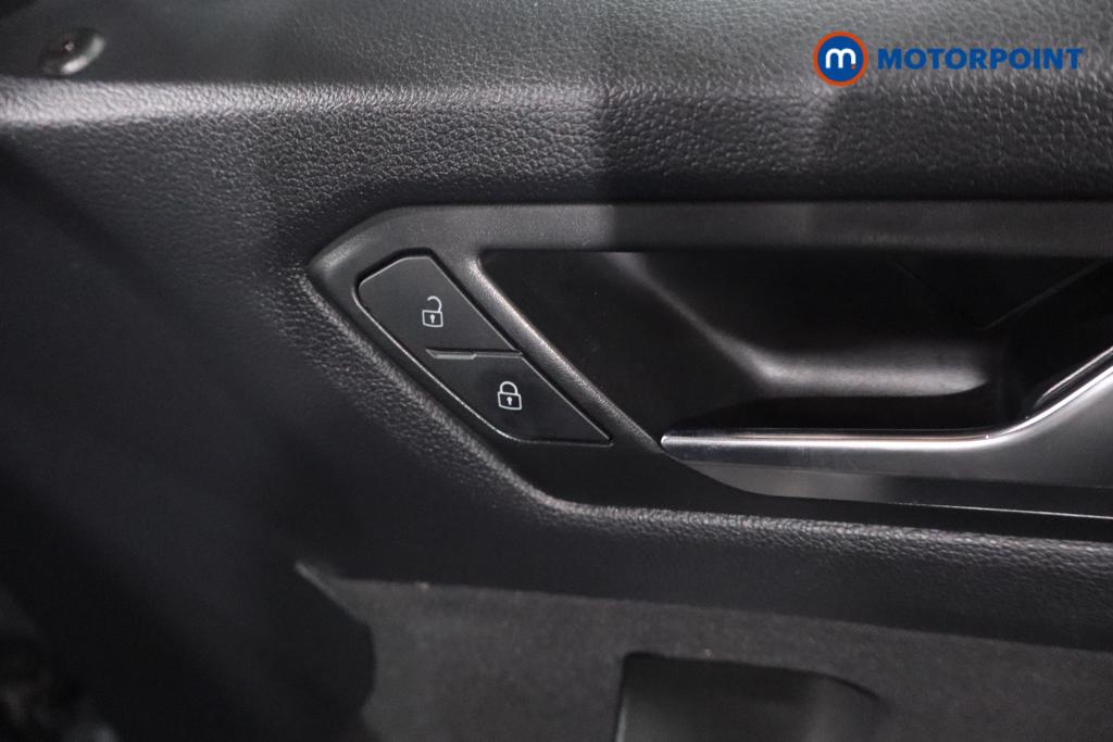 Volkswagen T-Roc Black Edition Automatic Petrol SUV - Stock Number (1625525) - 10th supplementary image