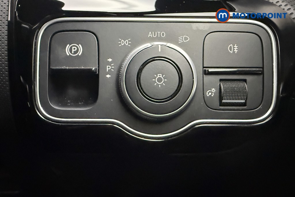 Mercedes-Benz CLA Amg Line Automatic Petrol Coupe - Stock Number (1625580) - 17th supplementary image