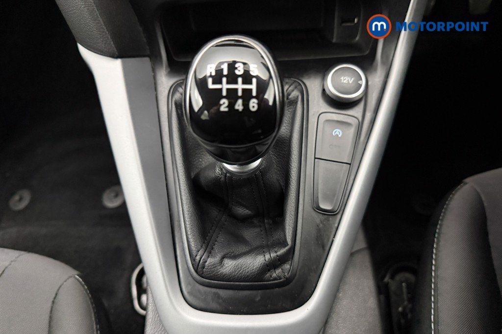 Ford Focus Zetec Edition Manual Petrol Hatchback - Stock Number (1625630) - 7th supplementary image