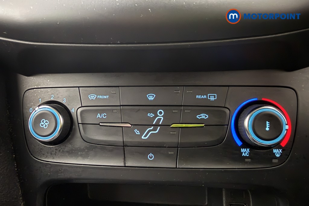 Ford Focus Zetec Edition Manual Petrol Hatchback - Stock Number (1625630) - 16th supplementary image