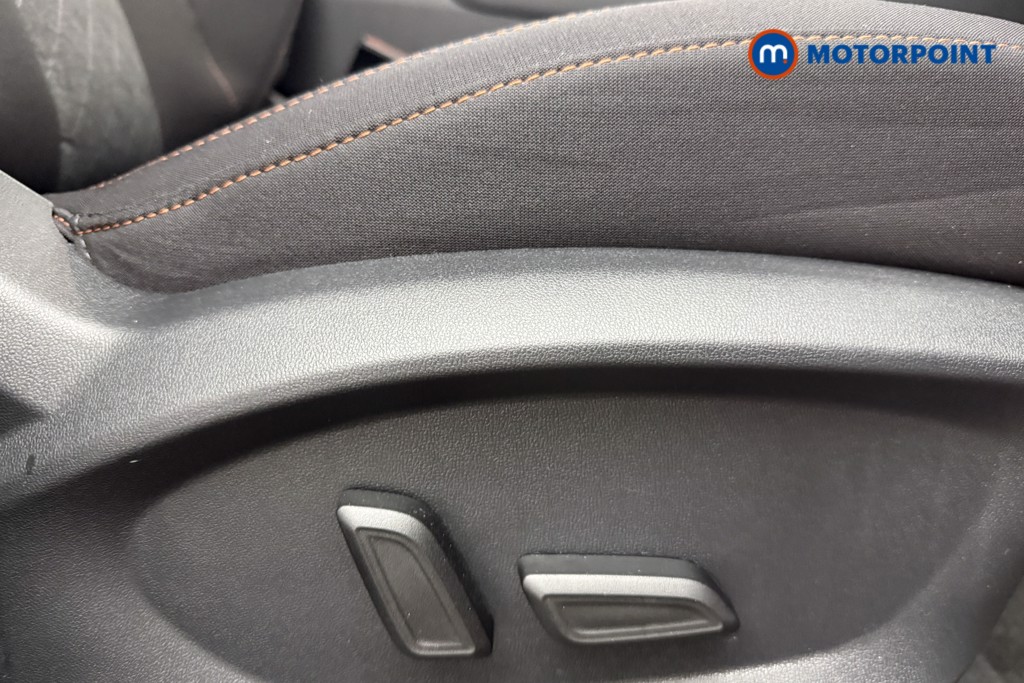 Mg Motor Uk HS SE Automatic Petrol-Electric Hybrid SUV - Stock Number (1625741) - 17th supplementary image