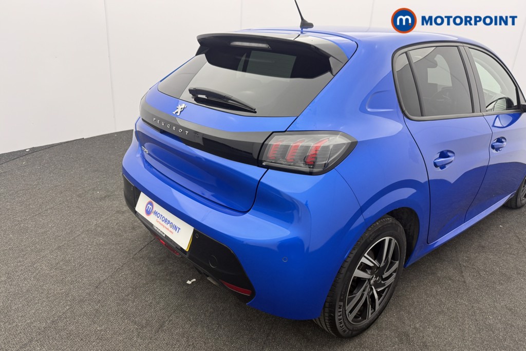 Peugeot 208 Allure Premium -Plus Manual Petrol Hatchback - Stock Number (1625887) - 5th supplementary image