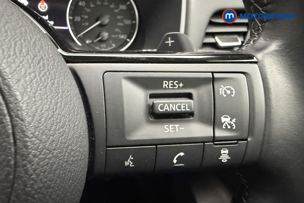 Nissan Qashqai Acenta Premium Automatic Petrol SUV - Stock Number (1626064) - 14th supplementary image