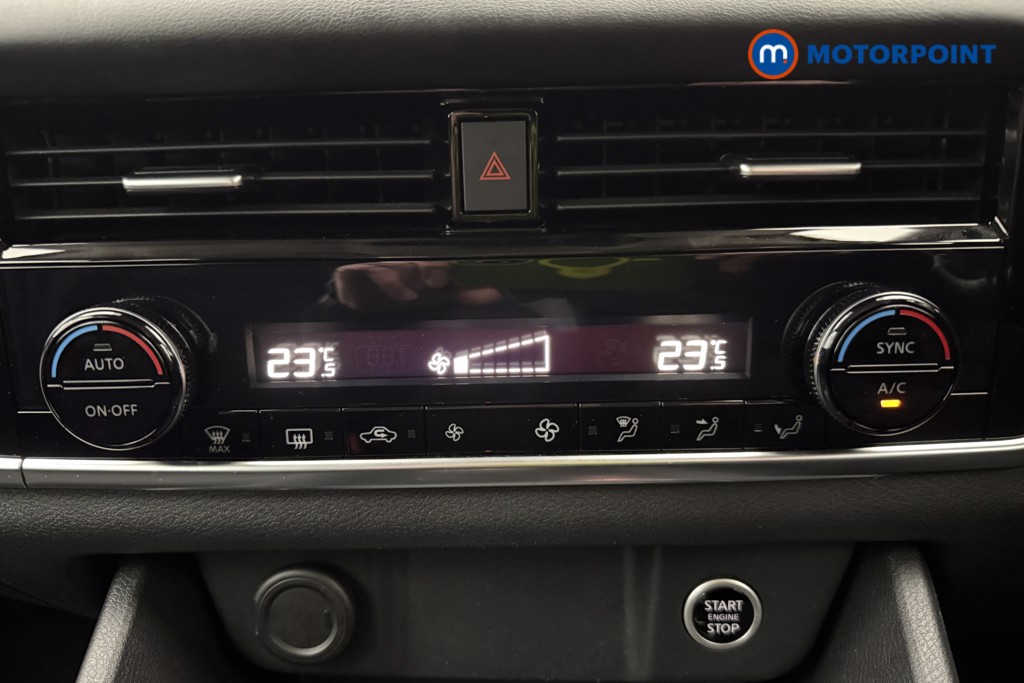 Nissan Qashqai Acenta Premium Automatic Petrol SUV - Stock Number (1626064) - 15th supplementary image