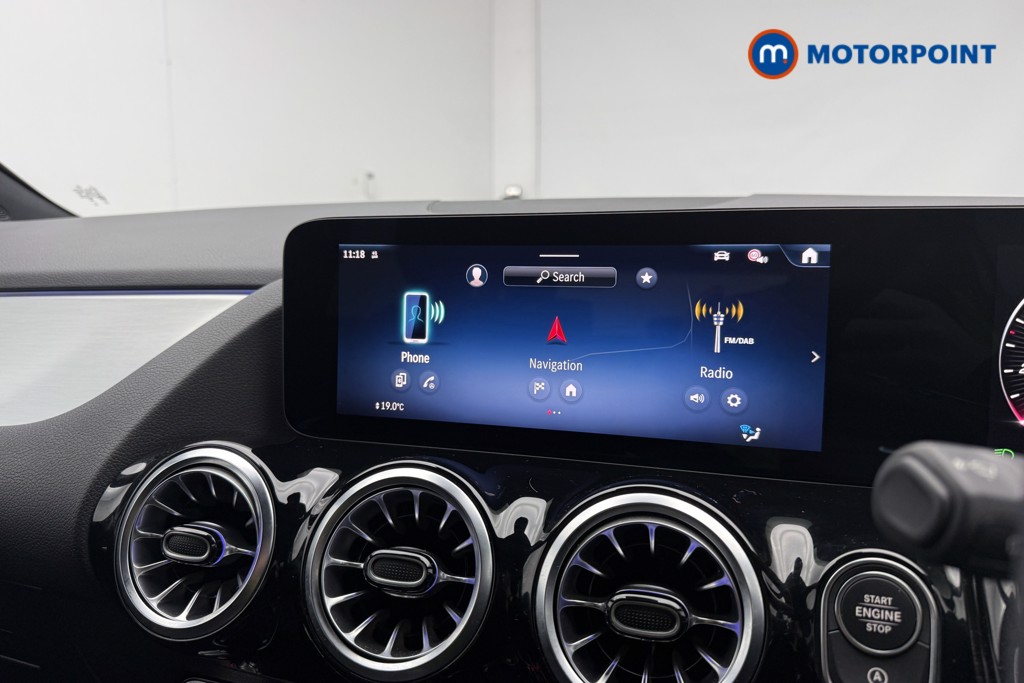 Mercedes-Benz GLA Amg Line Automatic Petrol SUV - Stock Number (1626185) - 13th supplementary image