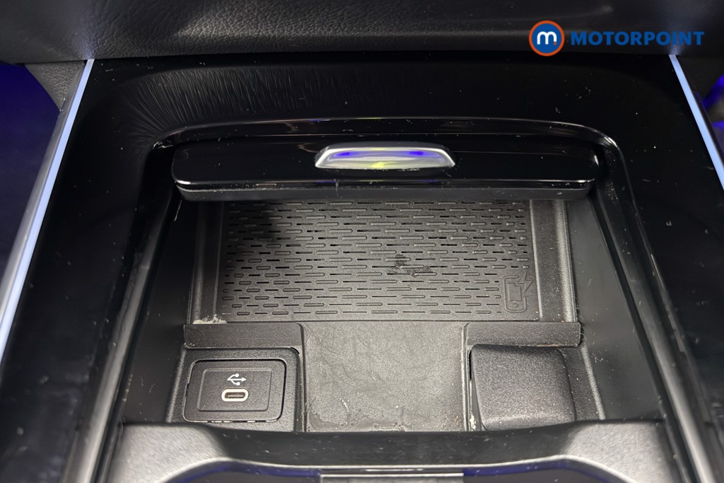 Mercedes-Benz GLA Amg Line Automatic Petrol SUV - Stock Number (1626185) - 18th supplementary image