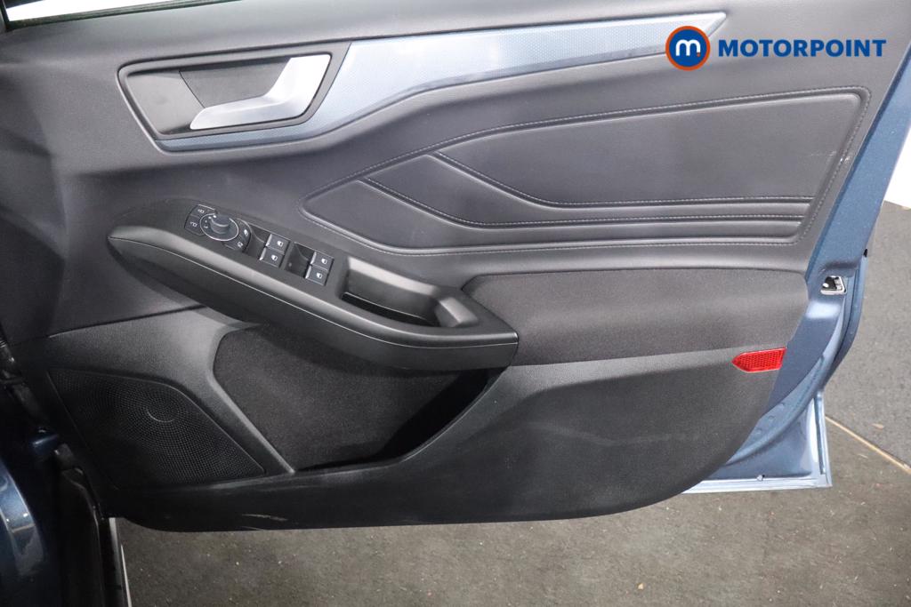 Ford Focus Active X Automatic Petrol Estate - Stock Number (1626378) - 11th supplementary image