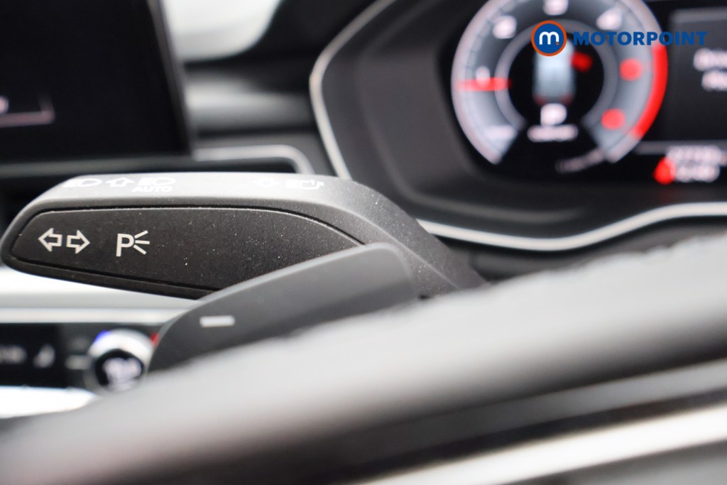 Audi A4 Technik Automatic Diesel Estate - Stock Number (1626439) - 5th supplementary image