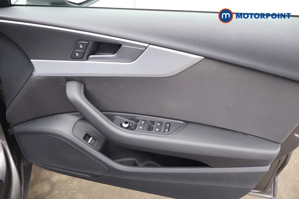 Audi A4 Technik Automatic Diesel Estate - Stock Number (1626439) - 12th supplementary image