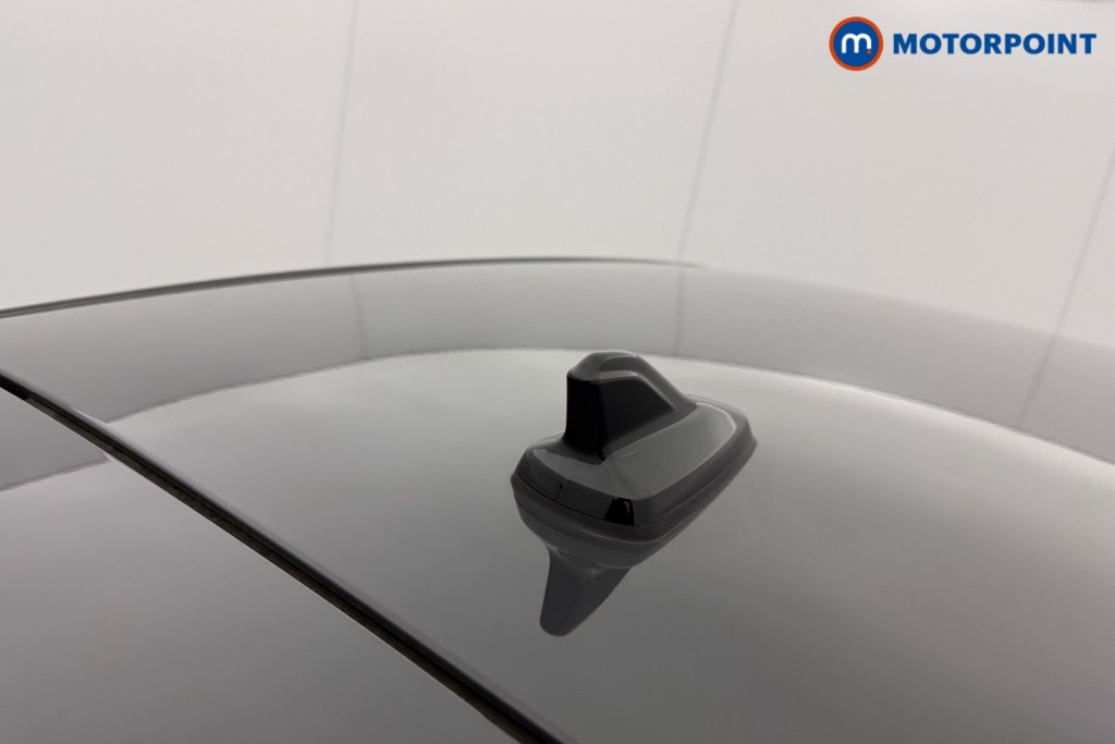 Volkswagen Golf R-Line Manual Petrol Hatchback - Stock Number (1626441) - 2nd supplementary image