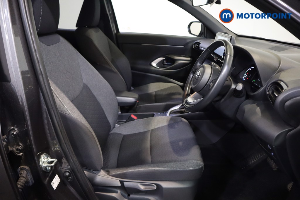 Toyota Yaris Cross Design Automatic Petrol-Electric Hybrid Estate - Stock Number (1626620) - 6th supplementary image