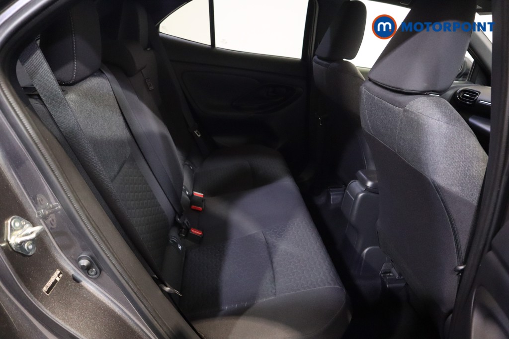 Toyota Yaris Cross Design Automatic Petrol-Electric Hybrid Estate - Stock Number (1626620) - 7th supplementary image