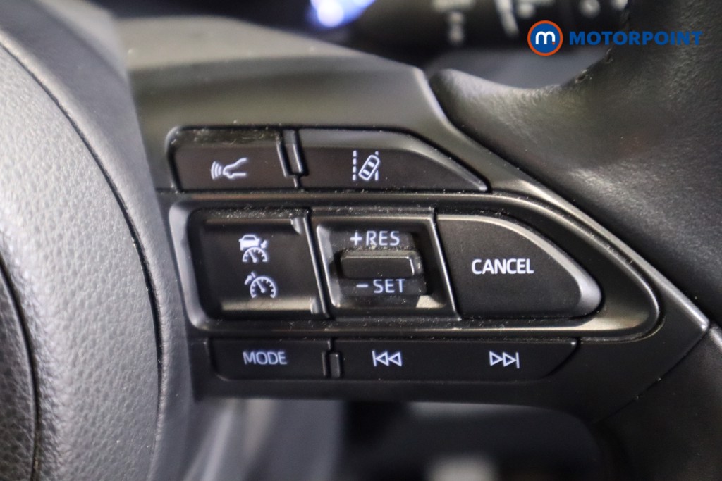 Toyota Yaris Cross Design Automatic Petrol-Electric Hybrid Estate - Stock Number (1626620) - 17th supplementary image