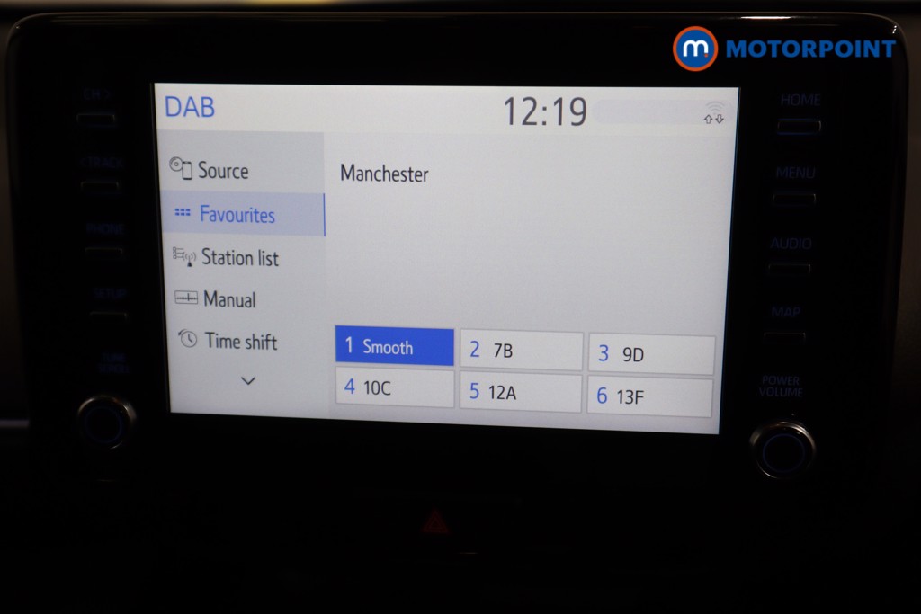 Toyota Yaris Cross Design Automatic Petrol-Electric Hybrid Estate - Stock Number (1626620) - 19th supplementary image