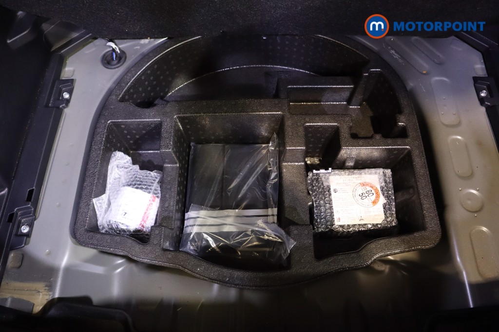 Toyota Yaris Cross Design Automatic Petrol-Electric Hybrid Estate - Stock Number (1626620) - 28th supplementary image