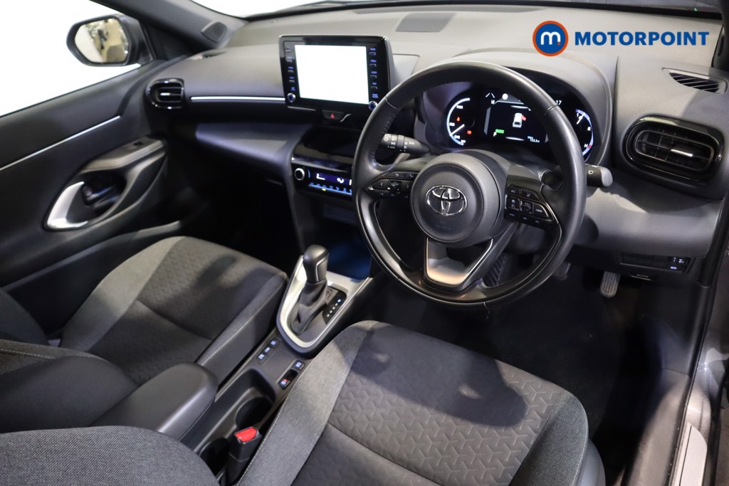 Toyota Yaris Cross Design Automatic Petrol-Electric Hybrid Estate - Stock Number (1626620) - 1st supplementary image