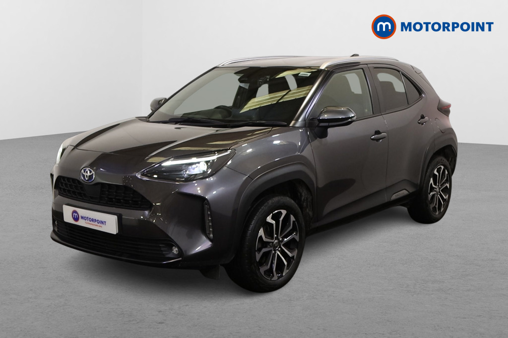 Toyota Yaris Cross Design Automatic Petrol-Electric Hybrid Estate - Stock Number (1626620) - Passenger side front corner