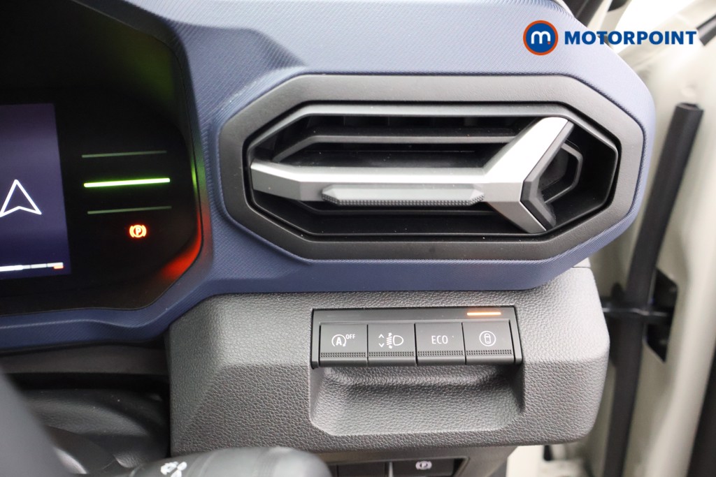 Dacia Duster Journey Manual Petrol SUV - Stock Number (1627072) - 9th supplementary image