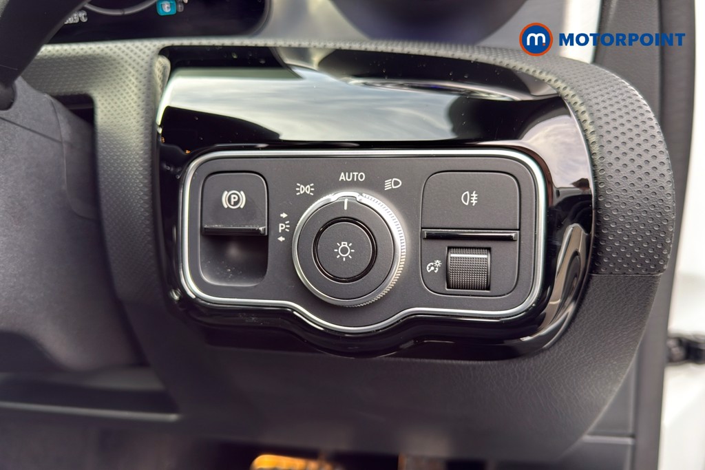 Mercedes-Benz A Class Amg Line Automatic Petrol Hatchback - Stock Number (1627121) - 18th supplementary image