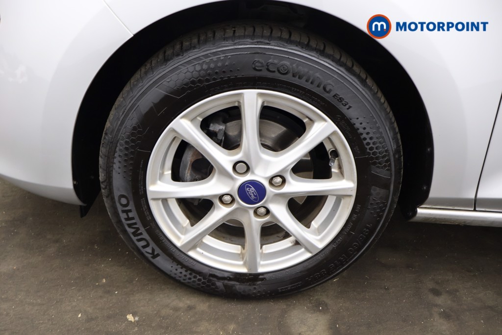 Ford Fiesta Zetec Manual Petrol Hatchback - Stock Number (1627236) - 20th supplementary image