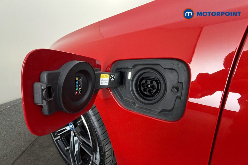 BMW 3 Series M Sport Automatic Petrol Plug-In Hybrid Saloon - Stock Number (1581968) - 41st supplementary image