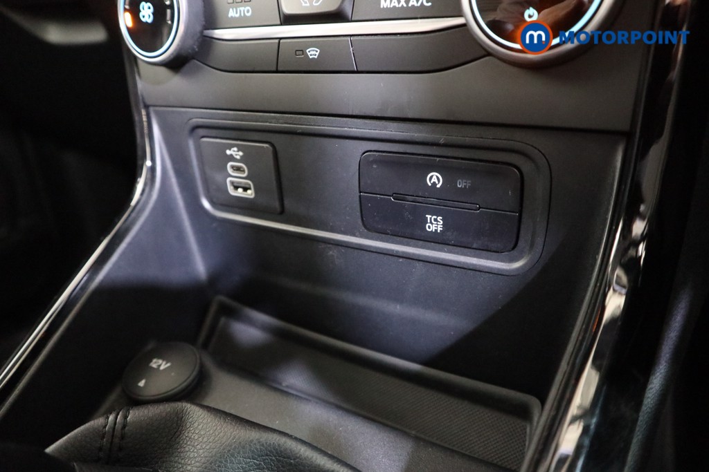 Ford Ecosport Titanium Manual Petrol SUV - Stock Number (1583109) - 9th supplementary image