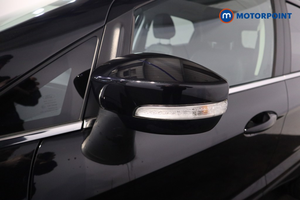 Ford Ecosport Titanium Manual Petrol SUV - Stock Number (1583109) - 33rd supplementary image