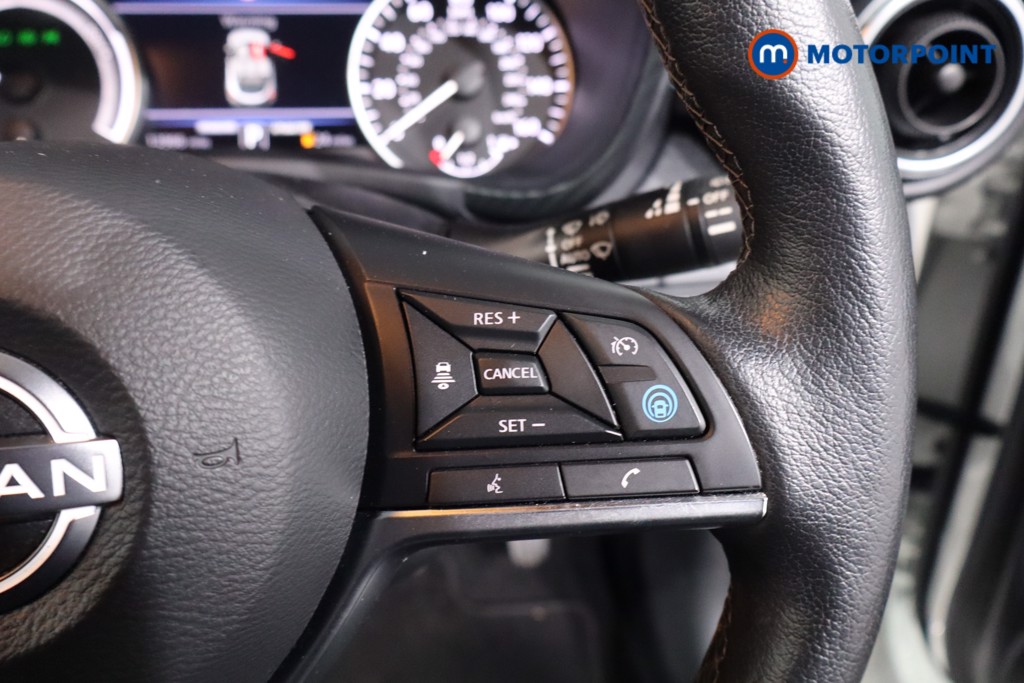 Nissan Juke Tekna Automatic Petrol-Electric Hybrid SUV - Stock Number (1590762) - 8th supplementary image