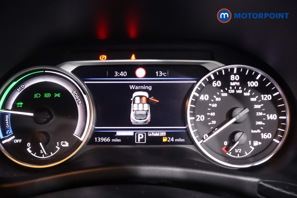 Nissan Juke Tekna Automatic Petrol-Electric Hybrid SUV - Stock Number (1590762) - 16th supplementary image