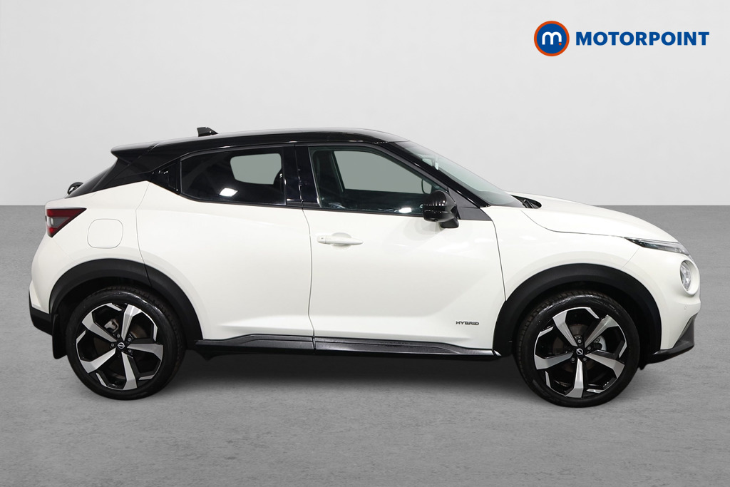 Nissan Juke Tekna Automatic Petrol-Electric Hybrid SUV - Stock Number (1590762) - Drivers side