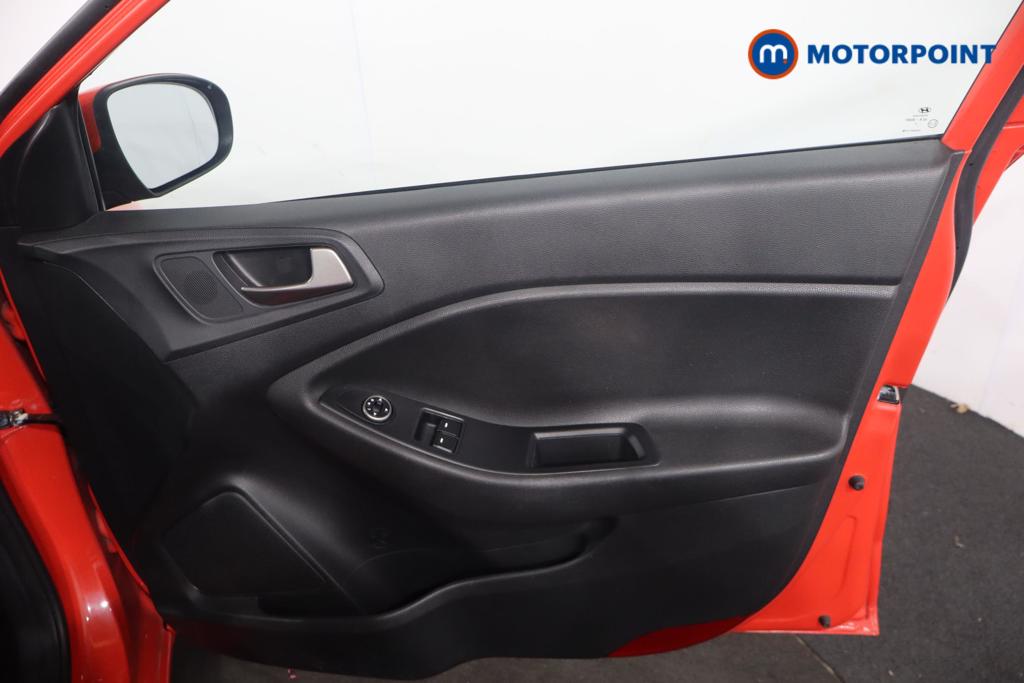 Hyundai I20 S Connect Manual Petrol Hatchback - Stock Number (1592516) - 9th supplementary image