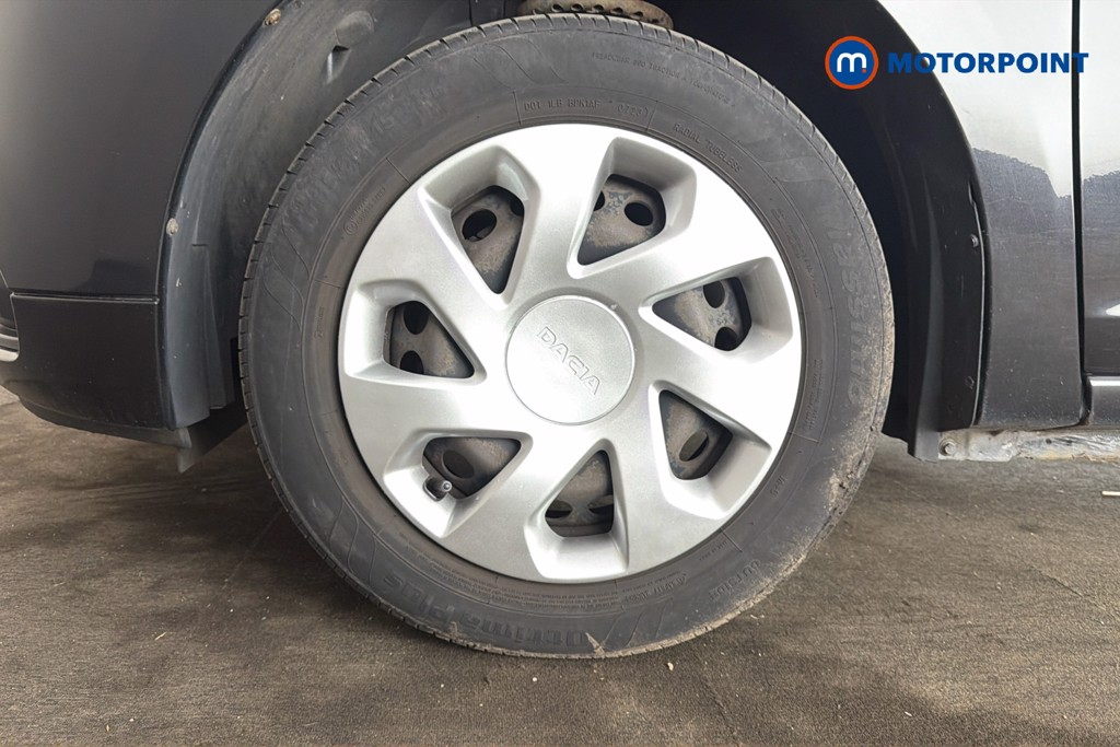 Dacia Sandero Ambiance Manual Petrol Hatchback - Stock Number (1595726) - 47th supplementary image