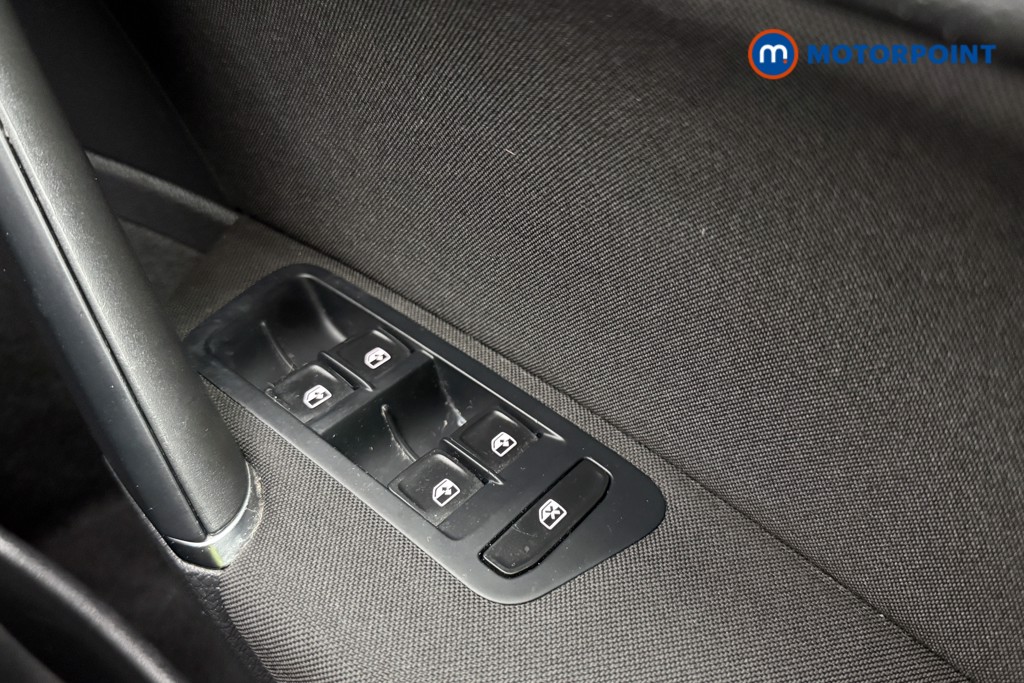 Volkswagen Golf Match Manual Petrol Hatchback - Stock Number (1599061) - 20th supplementary image