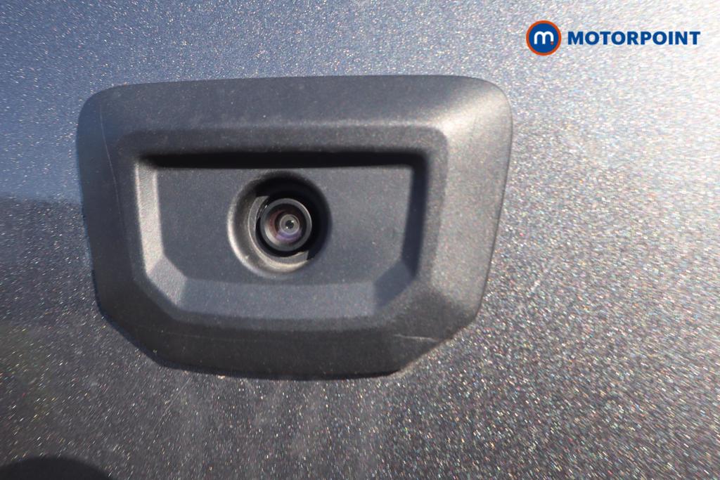 Ford Transit Limited Automatic Diesel Medium Roof Van - Stock Number (1605124) - 7th supplementary image